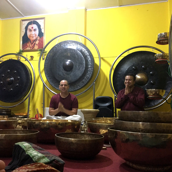 Tibetan Singing Bowl sound therapy my very first real life experience  is awesome