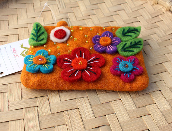 Felt Coin Purse decorated with flower & Beads - nepacrafts