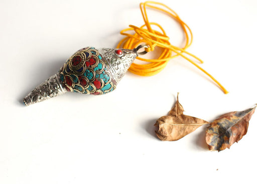 Mosaic Assorted Conch Locket Pendant - nepacrafts