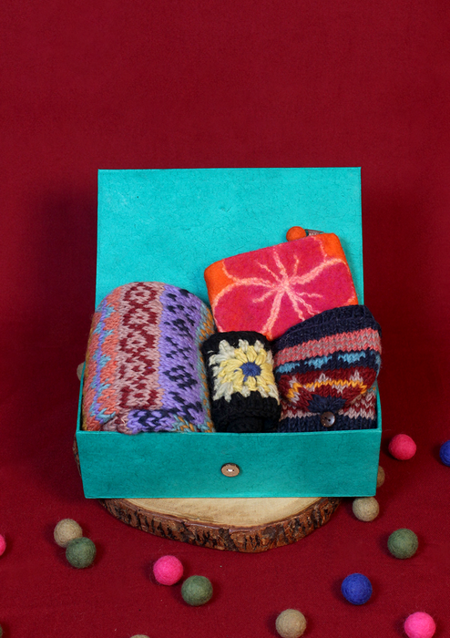Cozy Wool Essentials New Year Gift Box