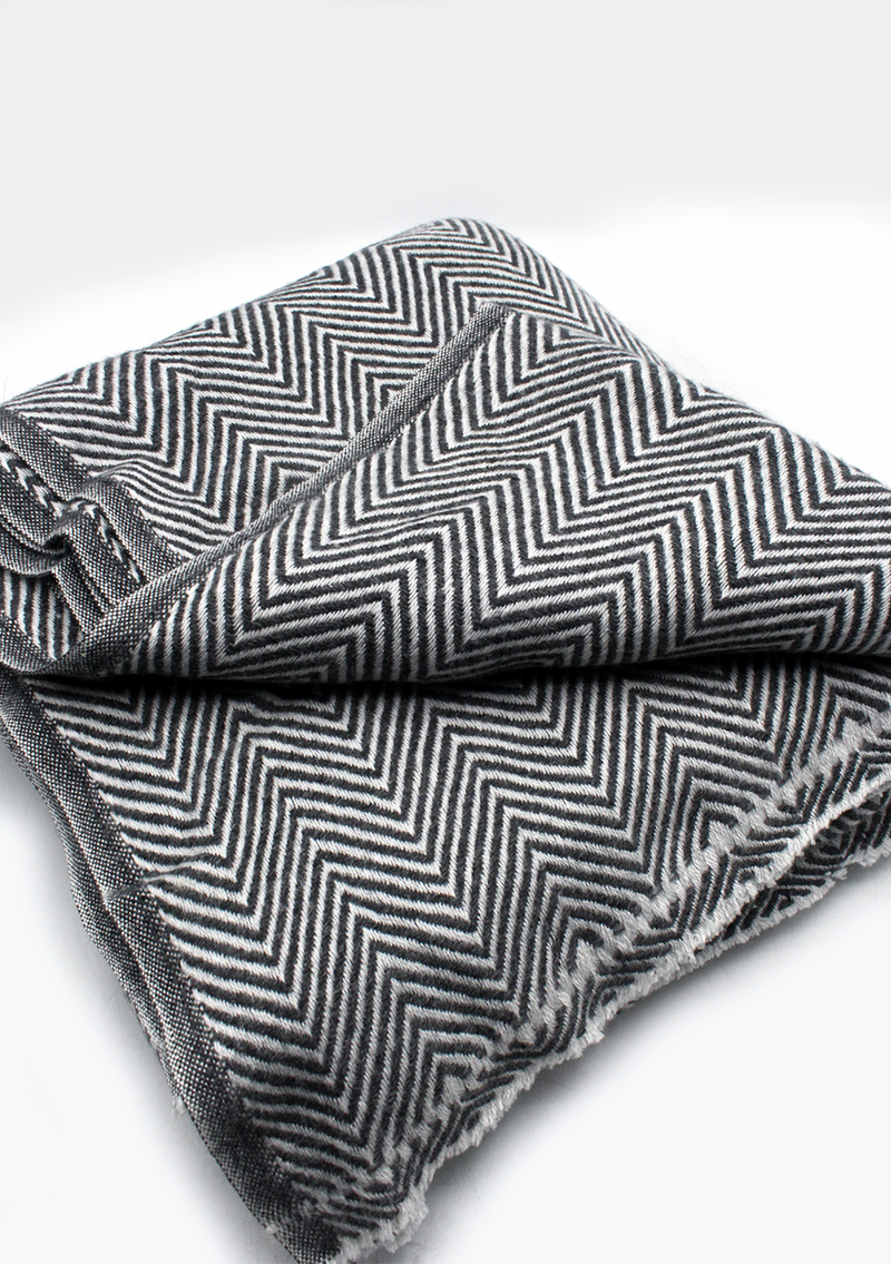Chevron Patterned 100% Cashmere Blanket