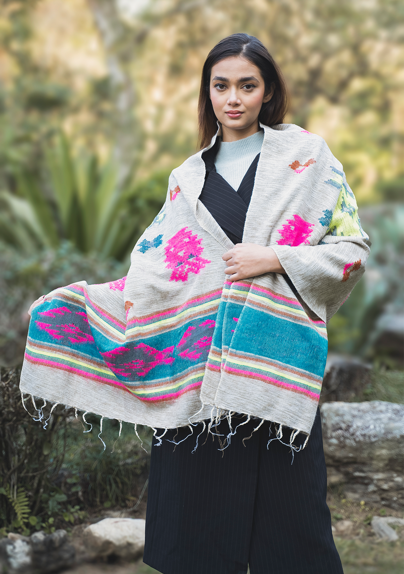 Himalayan Yak  Wool  Beige Color  Butta Shawl