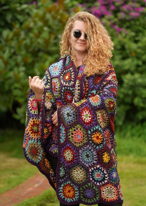 Purple Edges Hexagon Flower Pattern Multicolor Hand Crochet Woolen Blanket/Throw