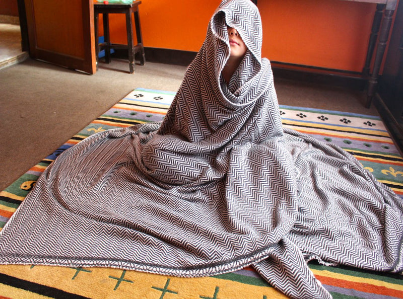 Chevron Patterned 100% Cashmere Blanket