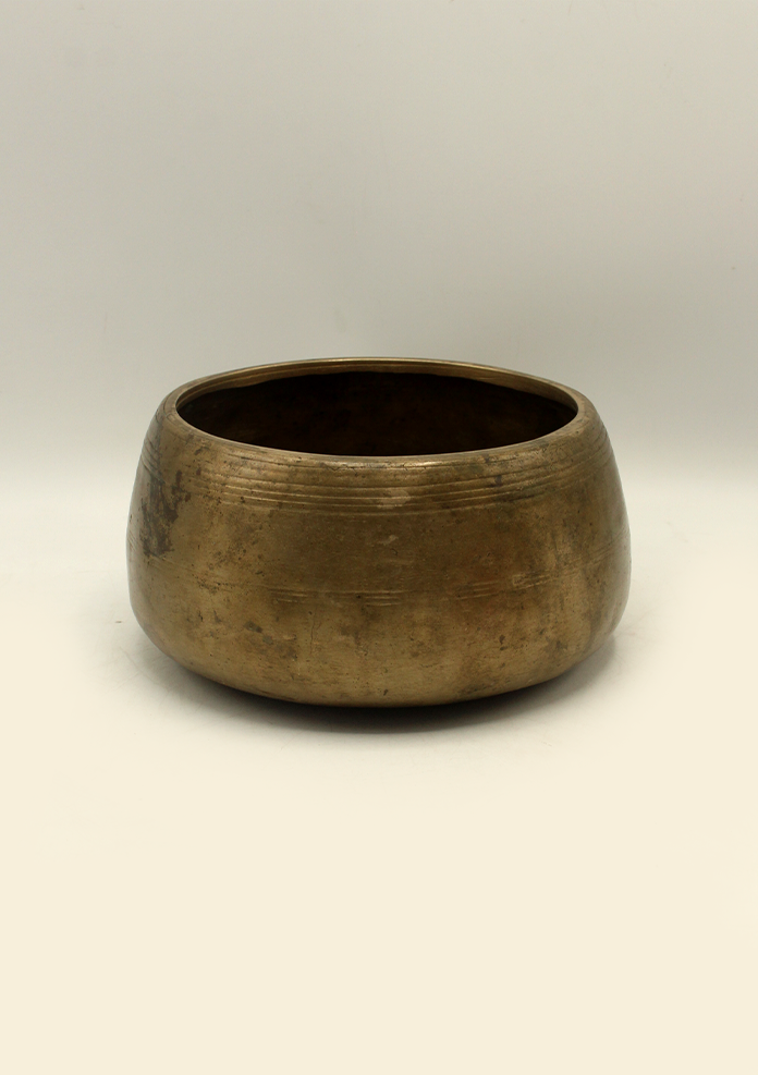 Tibetan Mani Sound Healing Singing Bowl 7.5"