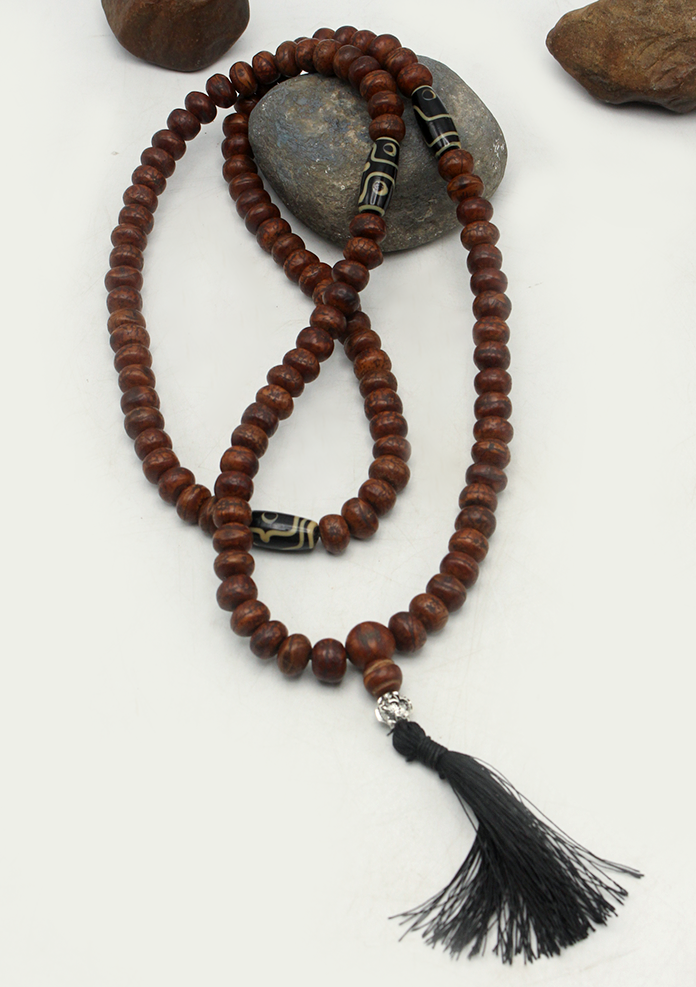 Bodhi Cut Beads Tibetan Prayer Mala with DZI spacer