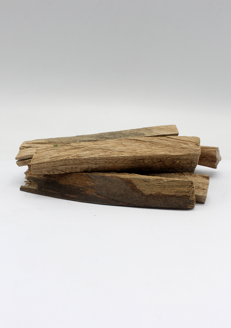 Camphor (Kapoor) holy wood