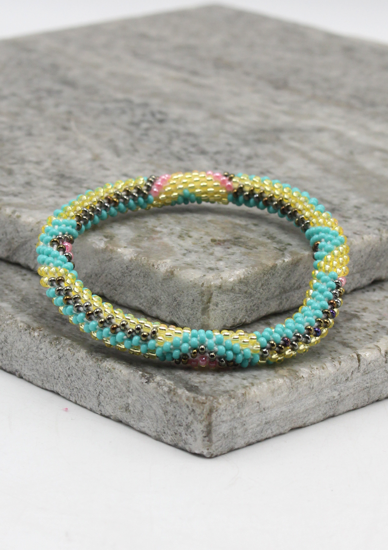 Anaconda Color   Nepalese Roll on Beads Bracelet