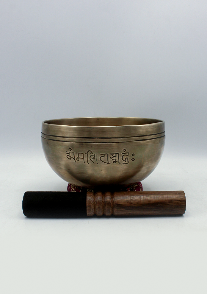 Santa Ratna Full Moon Singing Bowl Newa Mantra 6" NOTE E