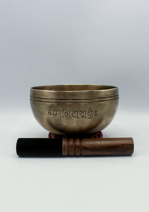 Santa Ratna Full Moon Singing Bowl Newa Mantra 6" NOTE E