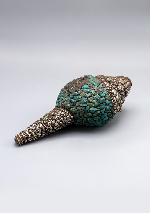 Turquoise Stone Inlaid Shankha Conch