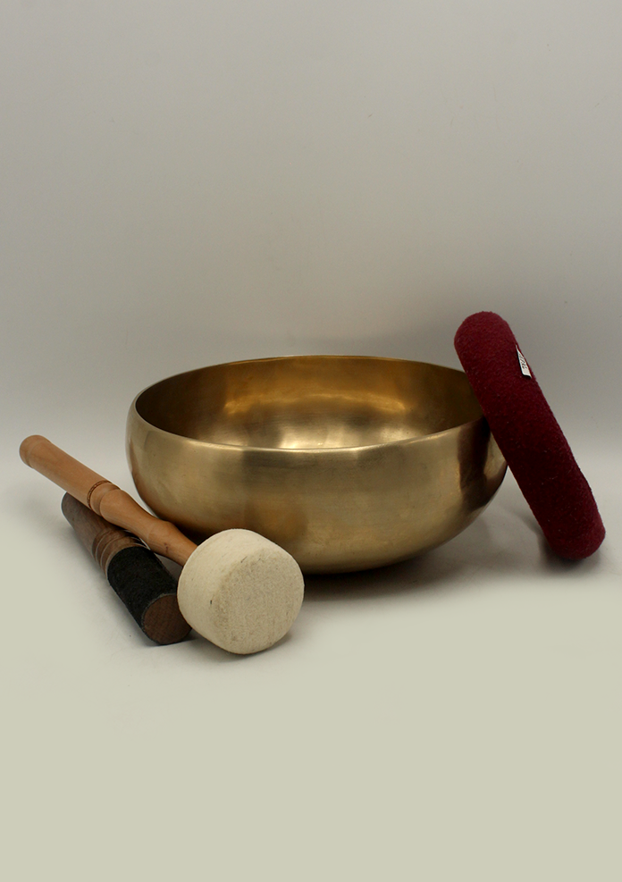 White Tara Engraved Practioner Singing Bowl 8" 1350 gm