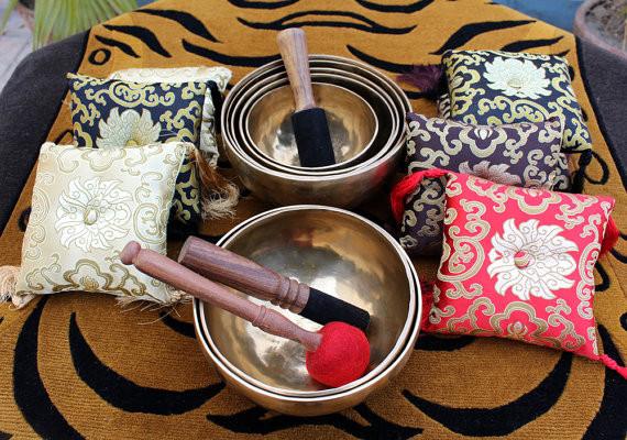 Seven Chakra Tuned Singing Bowls