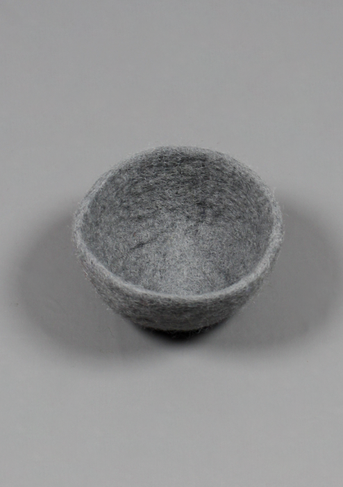 Handcrafted Mixed Color Nepal Felt Bowls 4"