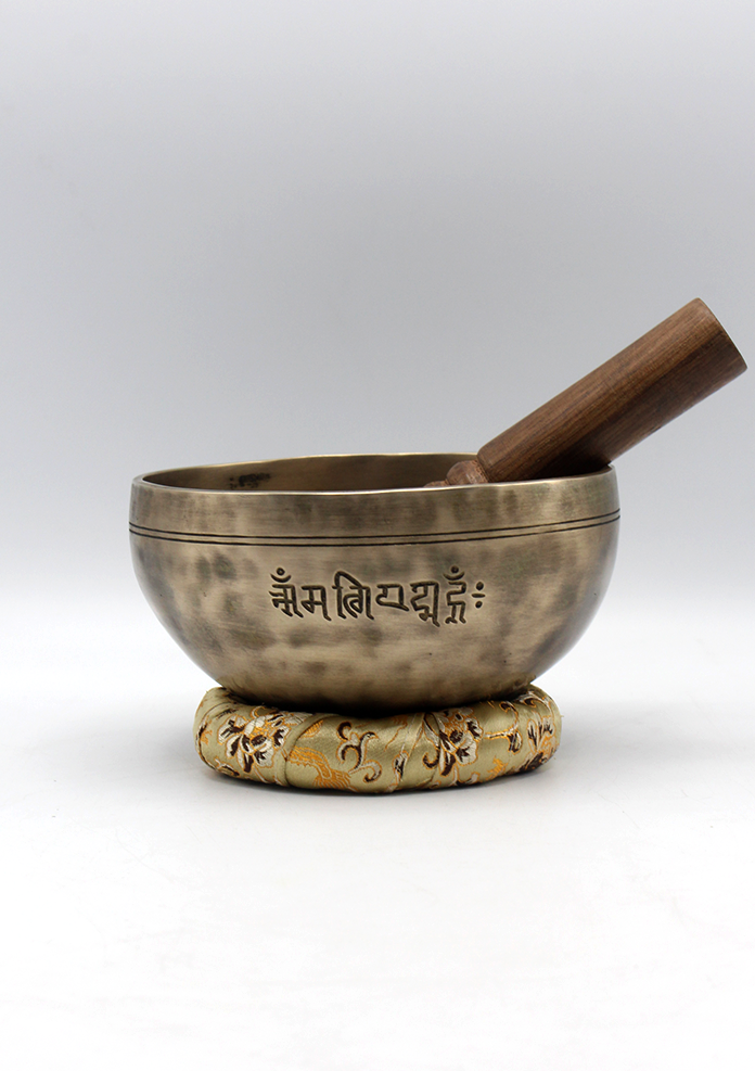 Full Moon Singing Bowl Newa Mantra - Santa Ratna Bowl