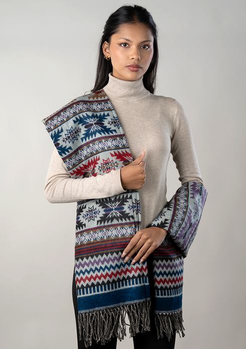 Hand loomed Woolen Shawl Vivek