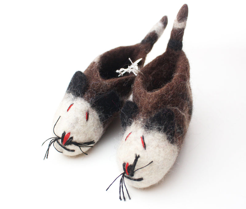 Brown Felt Kids Shoes/ Slipper
