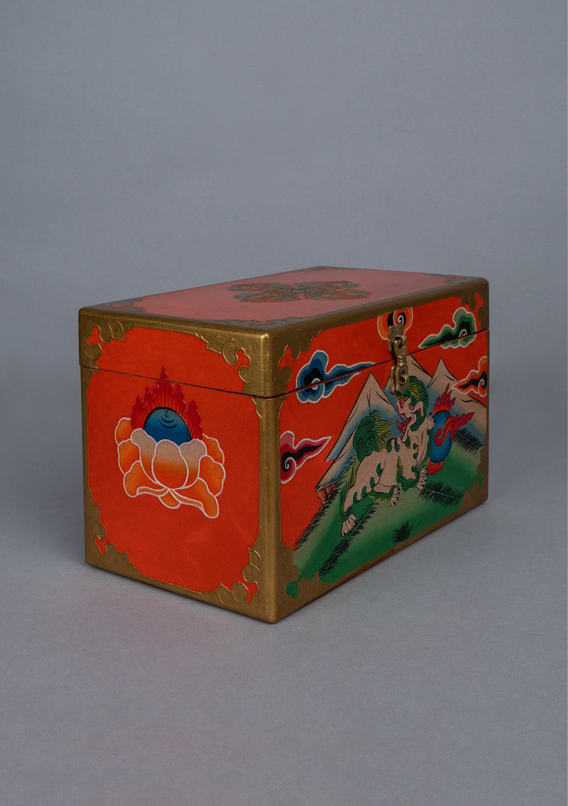 Handpainted Tibetan Snow Lion & Doube Dorjee Wooden Altar Box