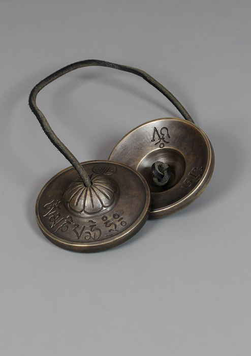 Full Moon Om Mane Tingsha for Meditation