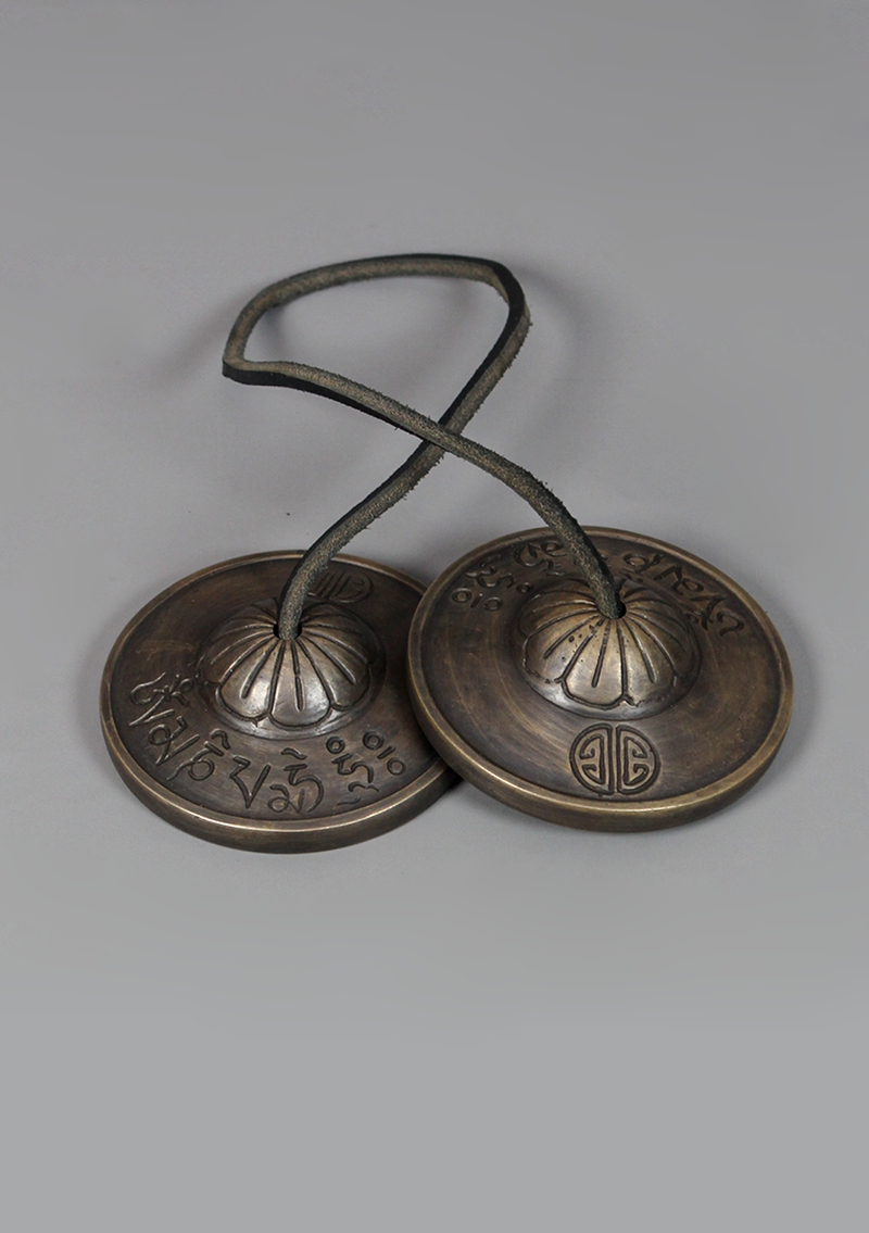 Full Moon Om Mane Tingsha for Meditation