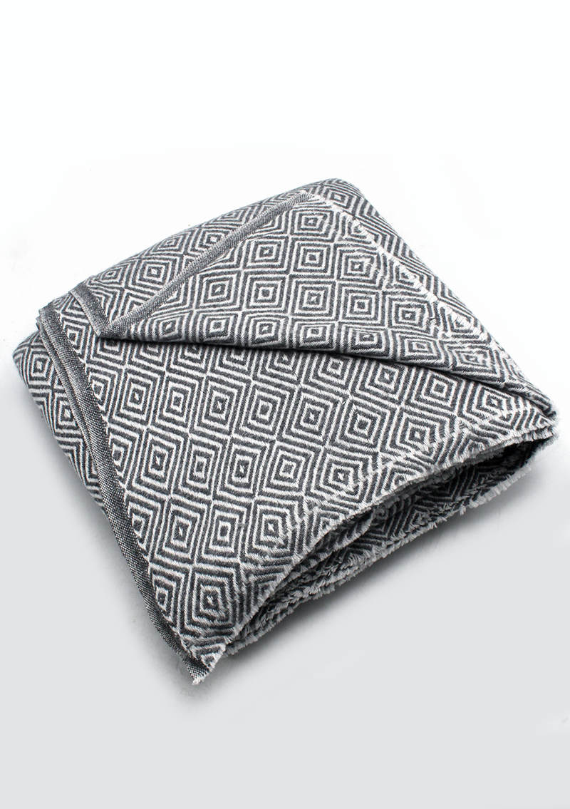 Diamond Patterned 100% Cashmere Blanket
