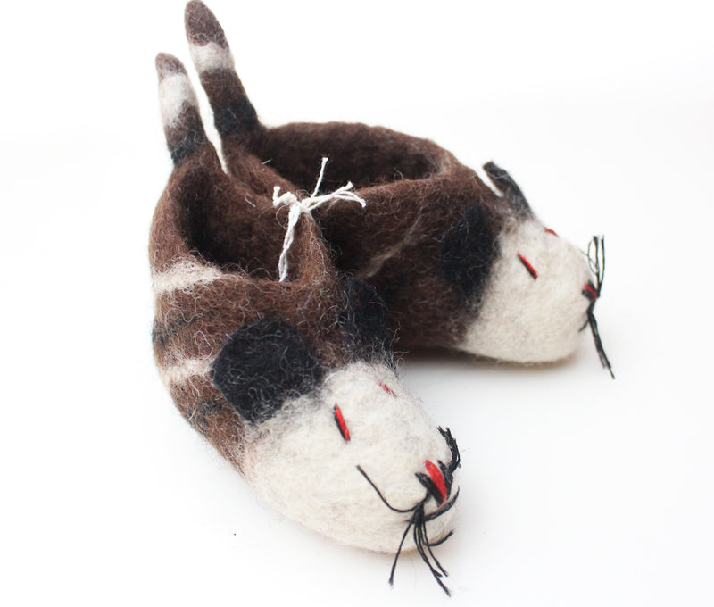 Brown Felt Kids Shoes/ Slipper