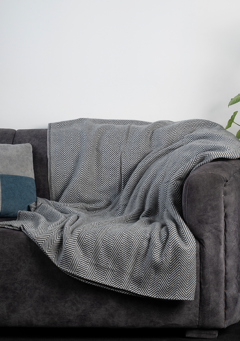 Chevron Patterned 100% Cashmere Blanket