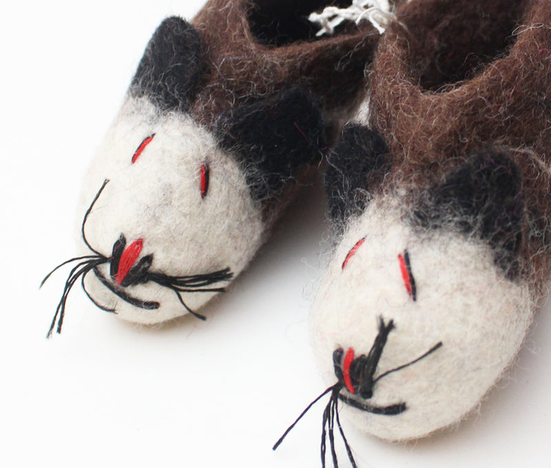 Brown Felt Kids Shoes/ Slipper