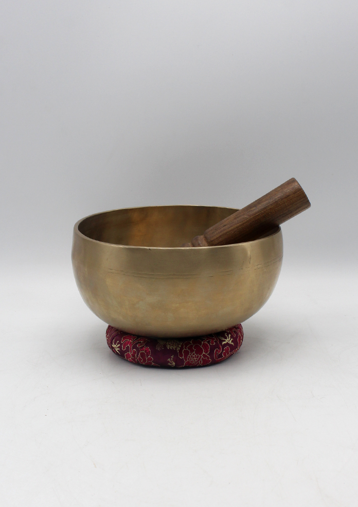 Thadobati  No. 10  Meditation Singing Bowl 6.5"