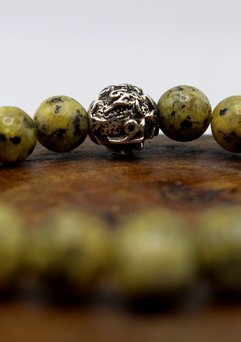 Malachite  Tibetan Beads Wrist Bracelet with Spheric Mantra