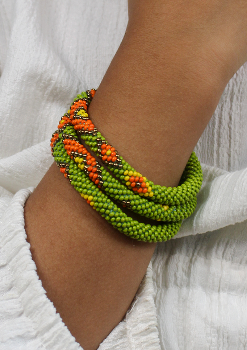 Parrot Green and Multi Colors Diamond Shape Glass Beads Bracelet for Kids