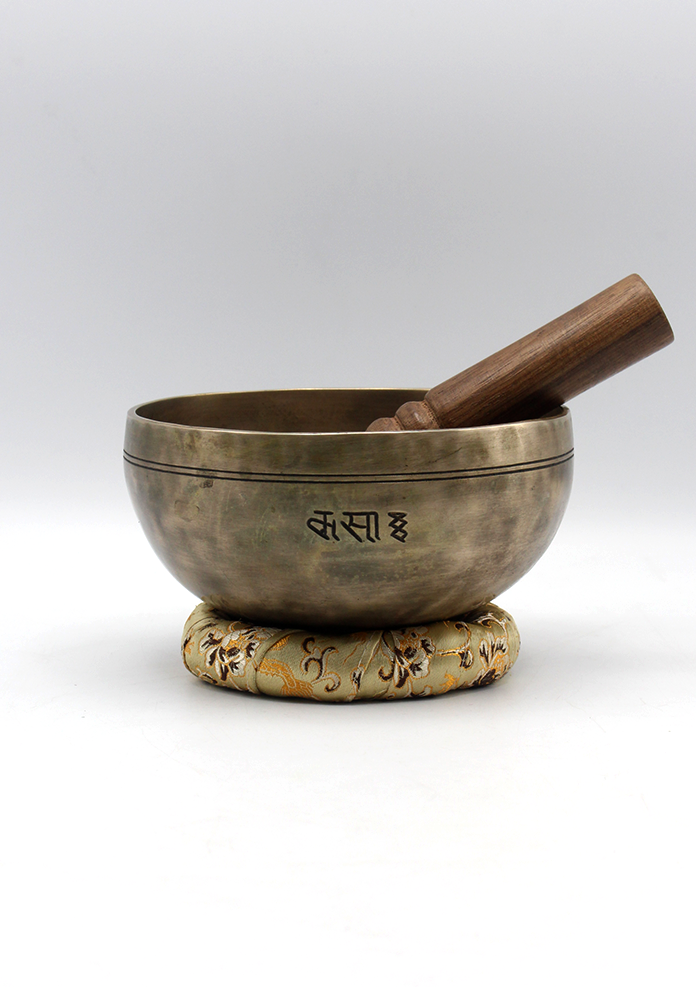 Full Moon Singing Bowl Newa Mantra - Santa Ratna Bowl