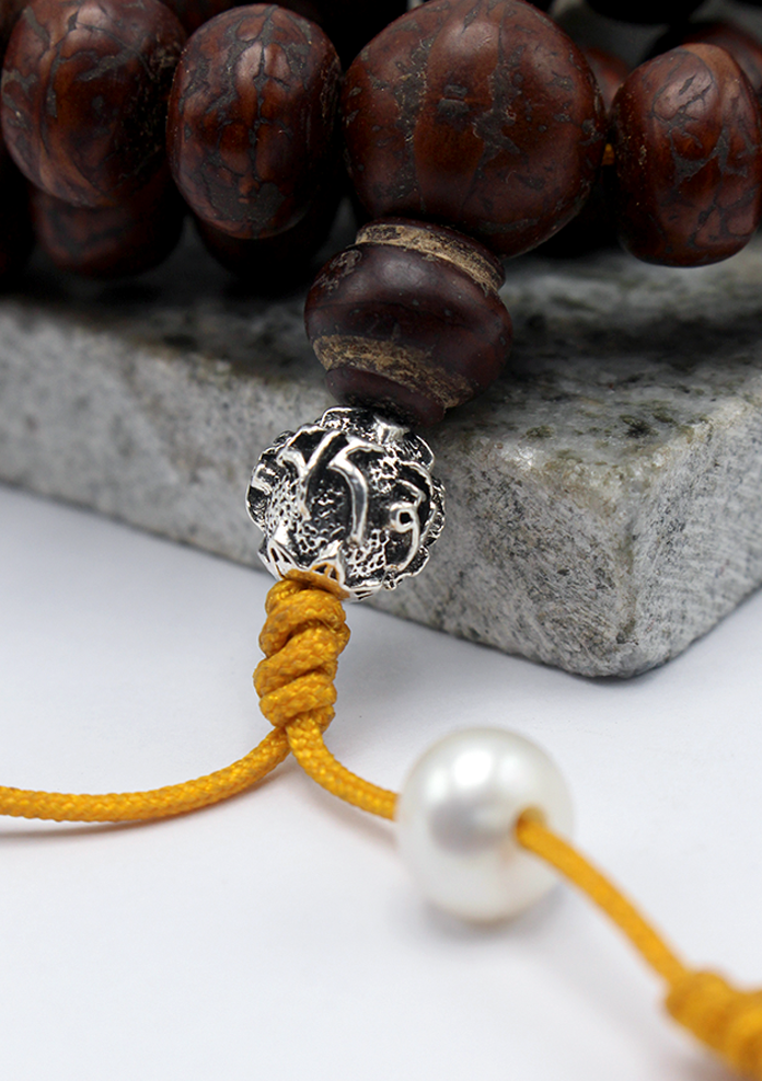 Dark Bodhi Seed Mala with Spacer
