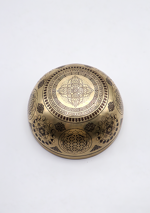 Shakyamuni Buddha Painted Singing Bowl 8.25"