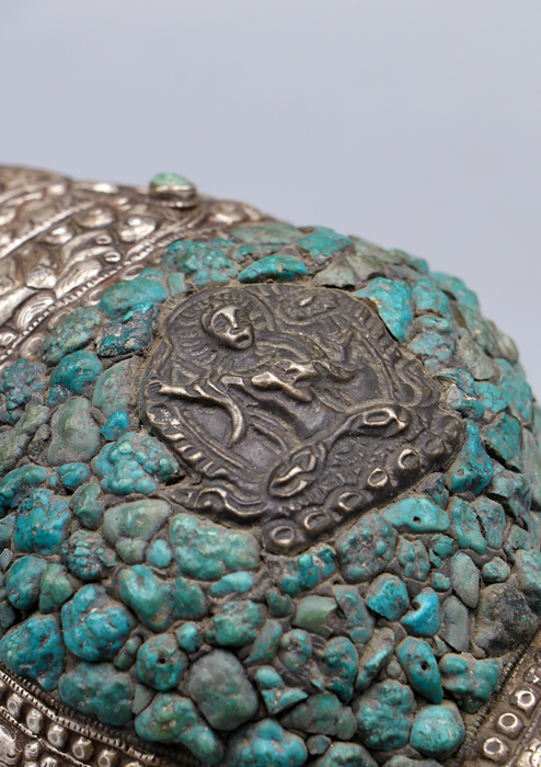 Turquoise Stone Inlaid Shankha Conch