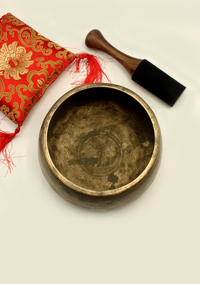 Tibetan Mani Sound Healing Singing Bowl 7.5"