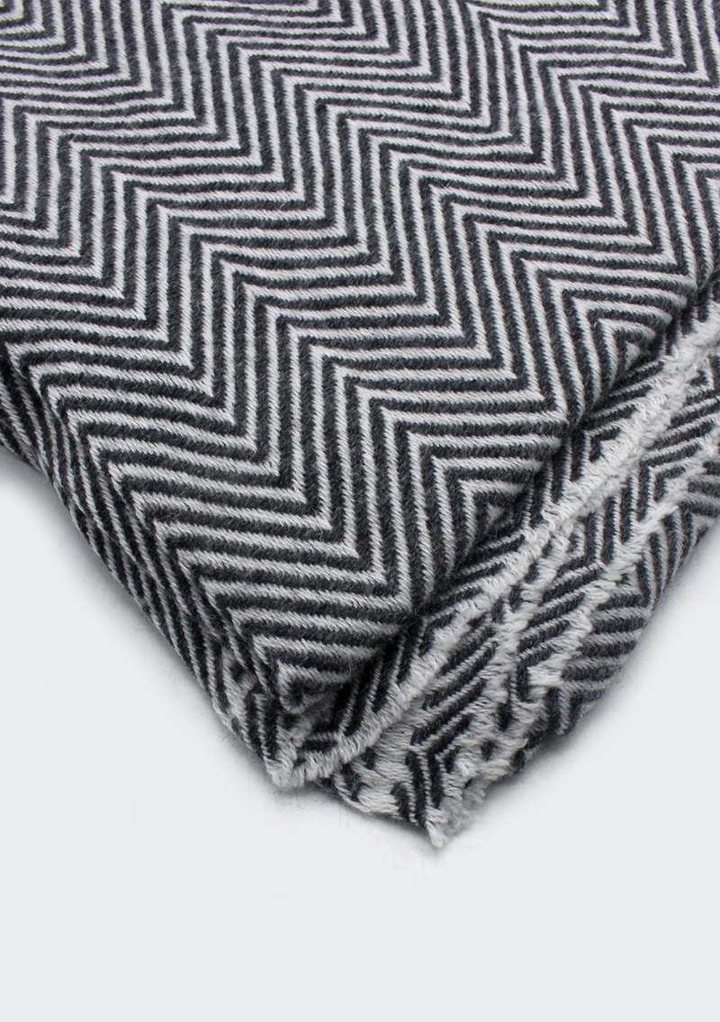 Chevron Patterned 100% Cashmere Blanket