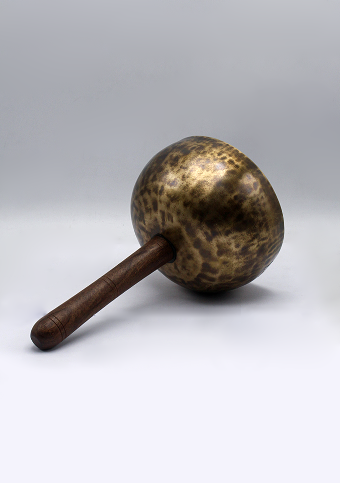 Hand Hammered Singing Bowl Sound Healer with Handle 6"
