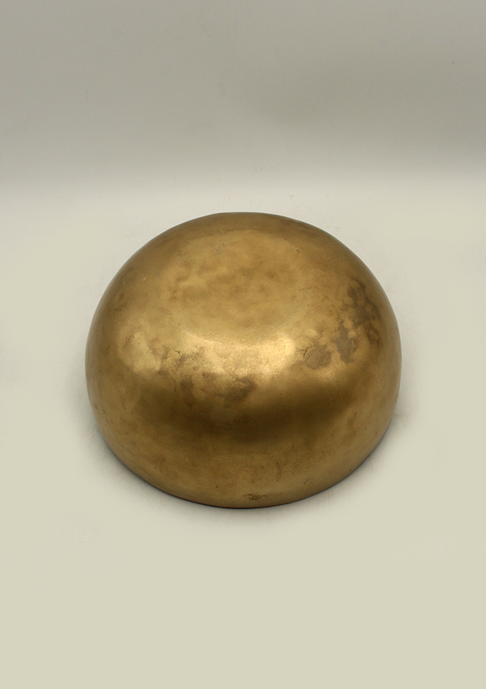 Classic  Singing Bowl 8" 1435 gm with Mallet and Cushion