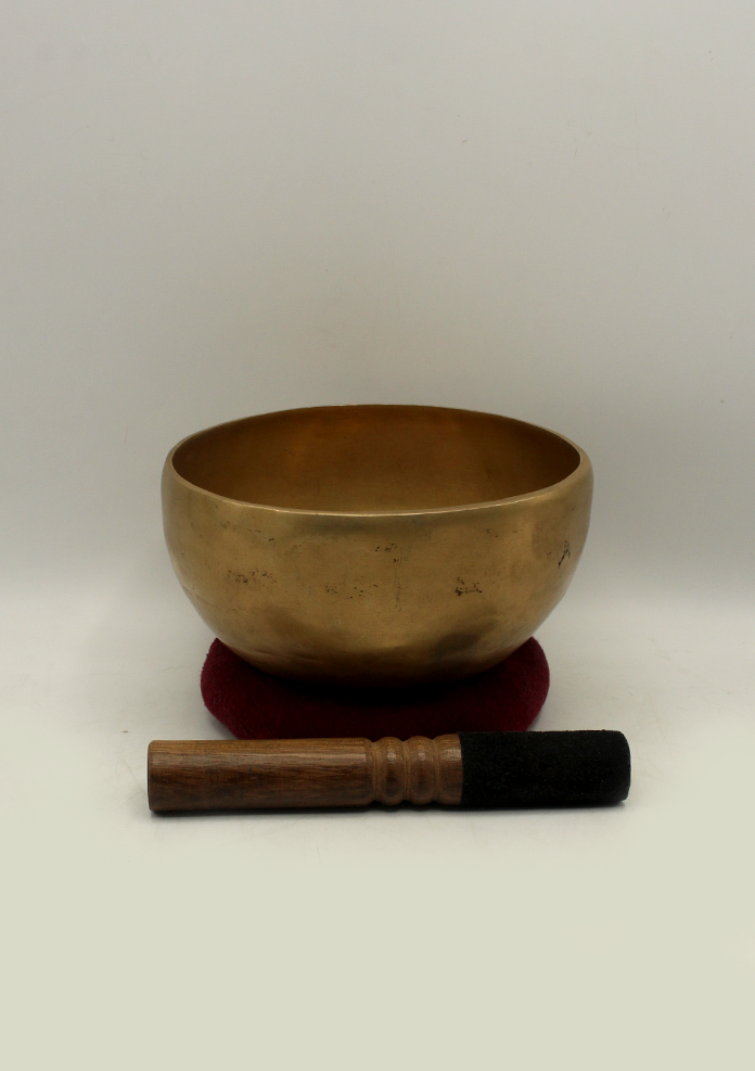 Classic Singing Bowl with Mallet and Cushion 7", 755 gm