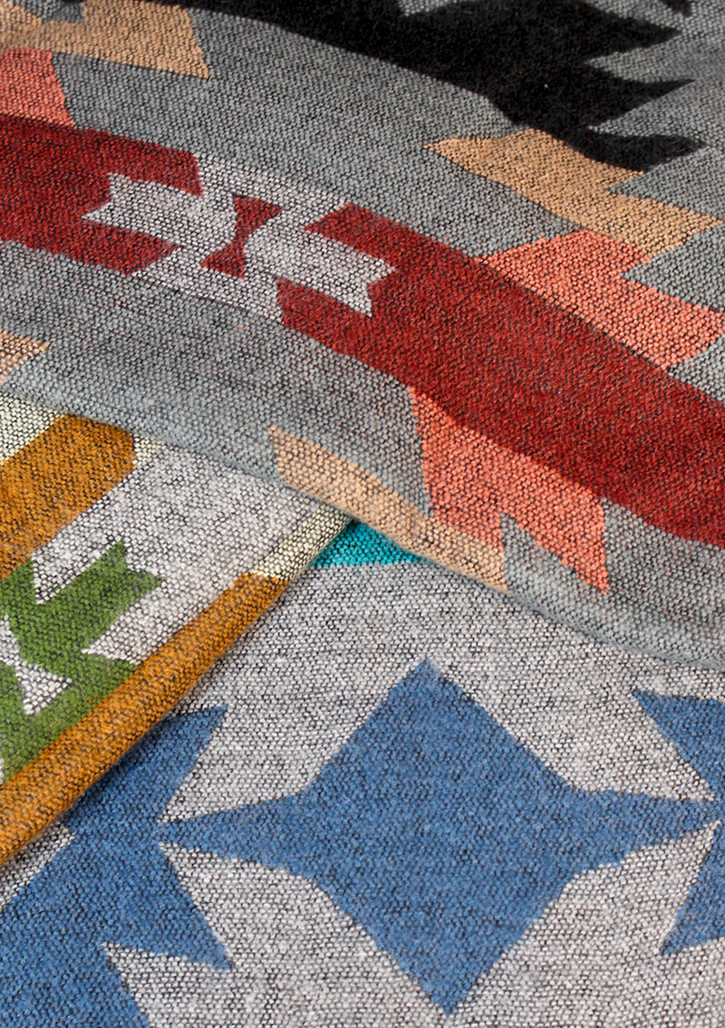 Handloomed Himalayan Geometric Motif Pattern Shawl