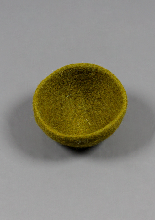Handcrafted Mixed Color Nepal Felt Bowls 4"