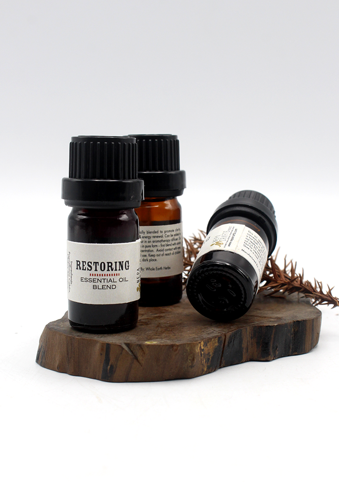 RESTORING WOODY Organic Essential Oil