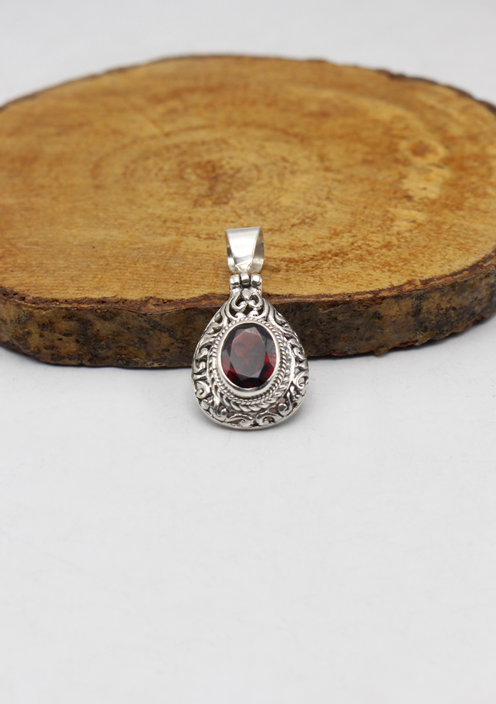 Sterling Silver Garnet Pendant Indonesia