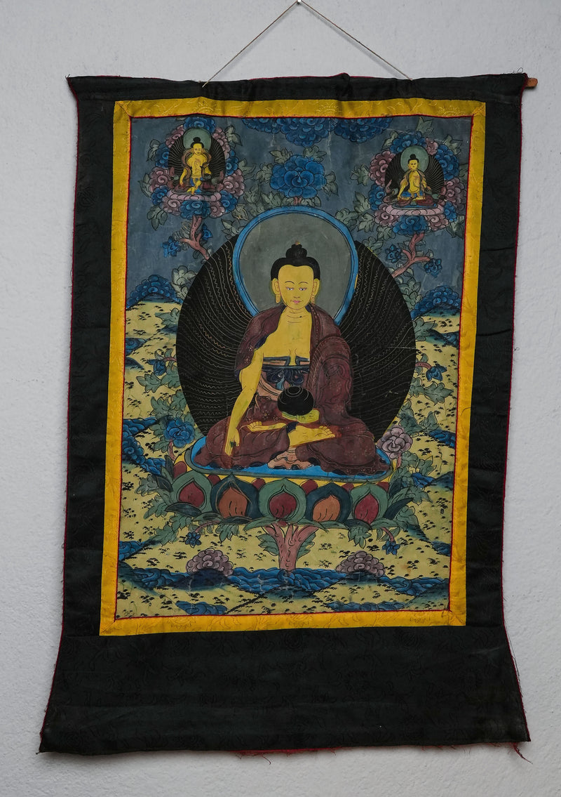 Shakyamuni Buddha Old Thangk aPainting with Brocade