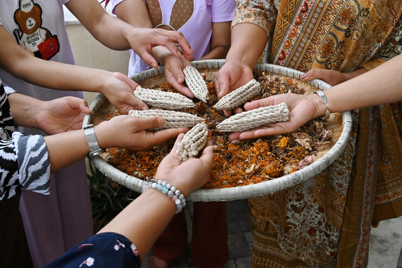 Phoolbatti Rope Incense with Spiral Clay Incense Burner