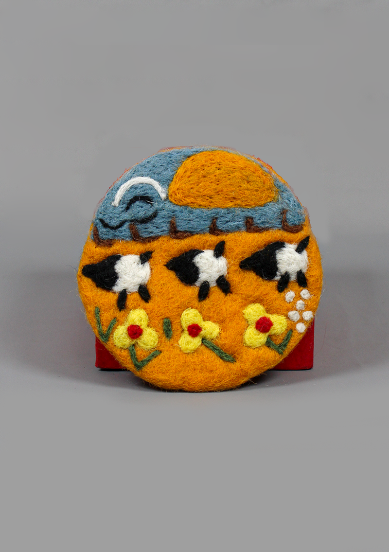 Felt Round Coaster With Flower Design