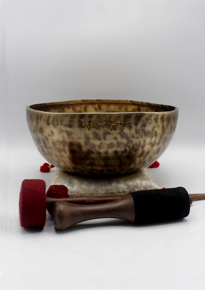 Full Moon Engraved  Green Tara Singing Bowl Note A