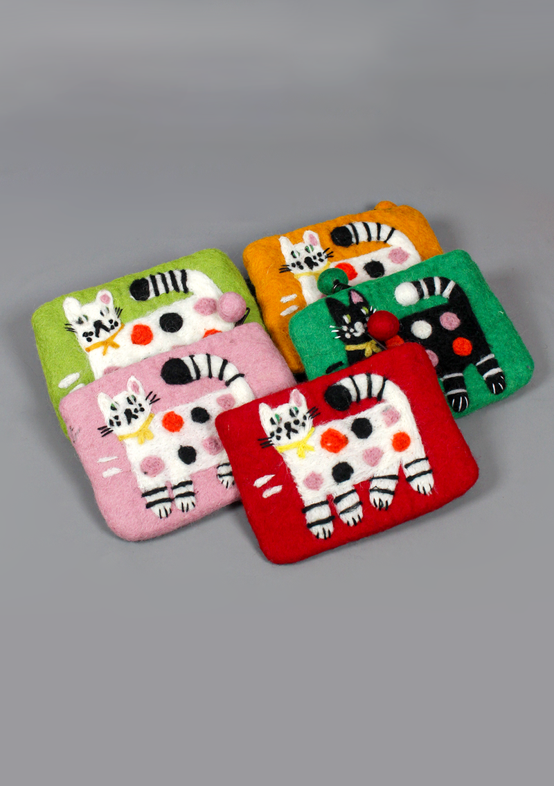 Felt Purse With Cute Cat Design