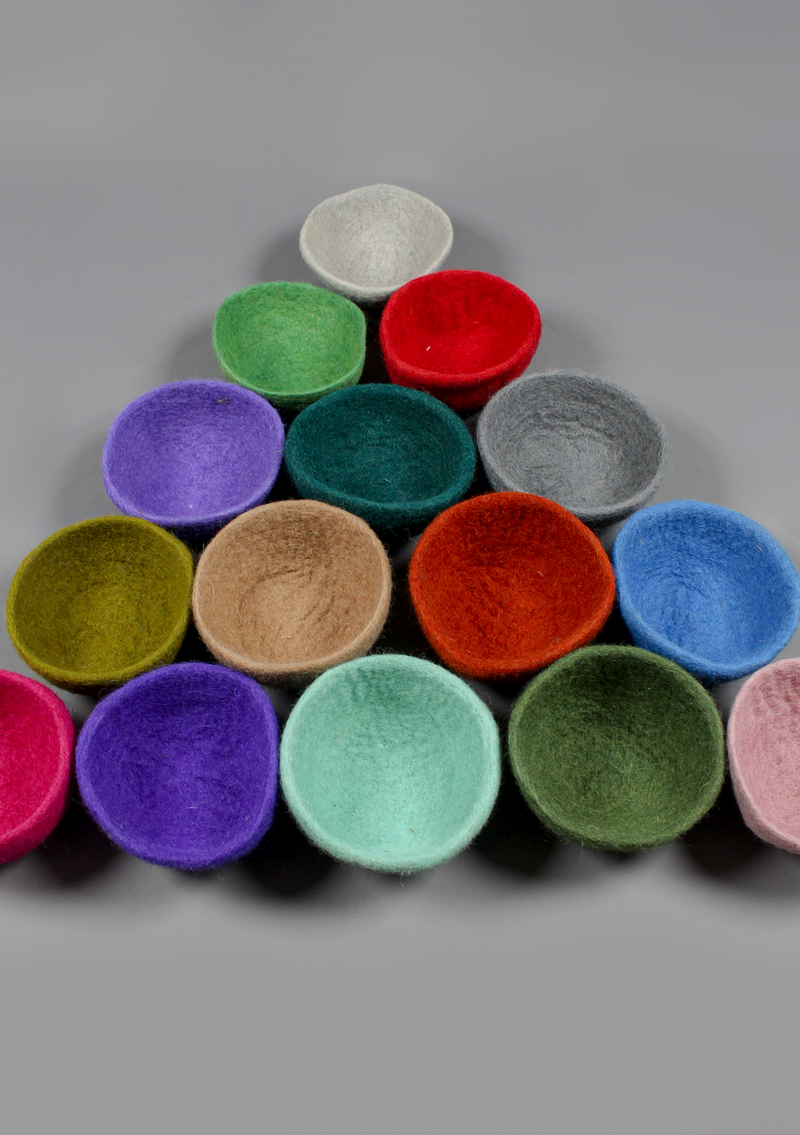 Handcrafted Mixed Color Nepal Felt Bowls 4"